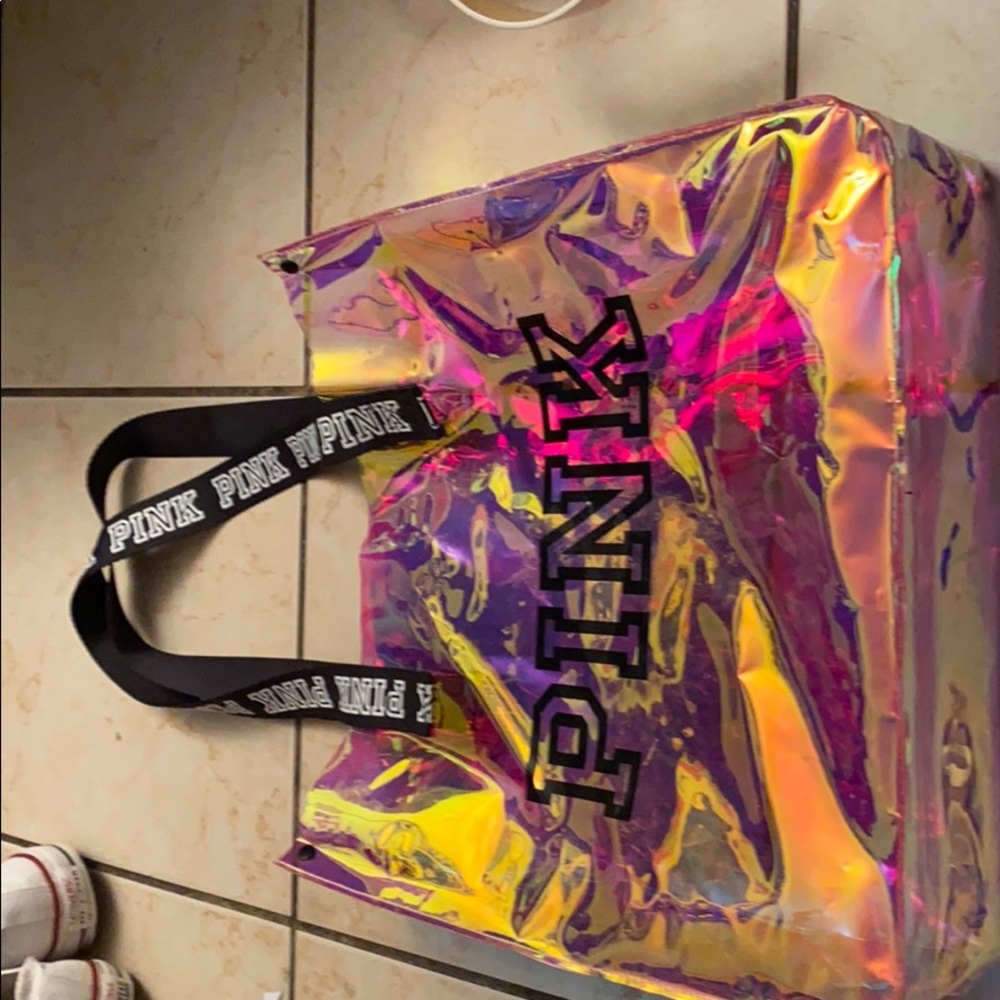 Pink vs beach bag